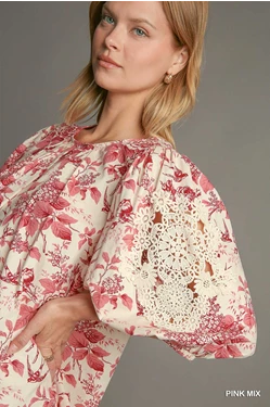 Floral Lace Balloon Sleeve Blouse Pink