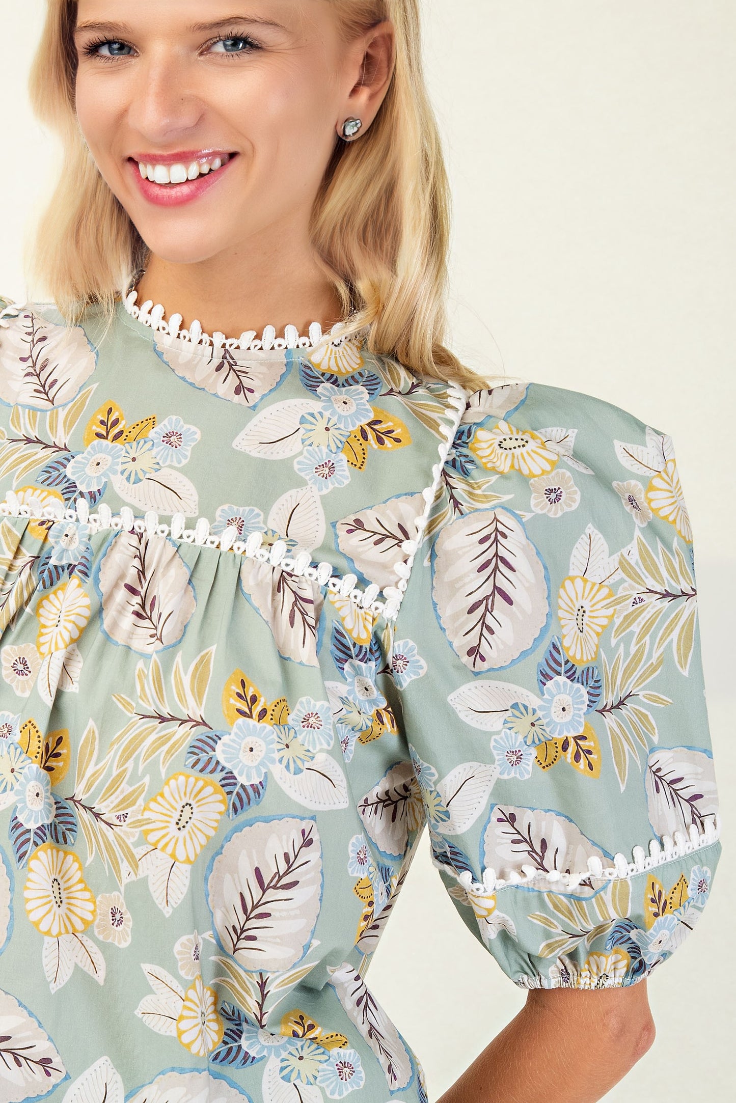 Balloon Sleeve Printed Top-Green