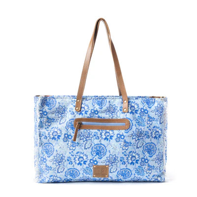 Myra Delft Garden Weekender Weekender Bag In Blue