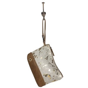 Myra Suave Leather Pouch