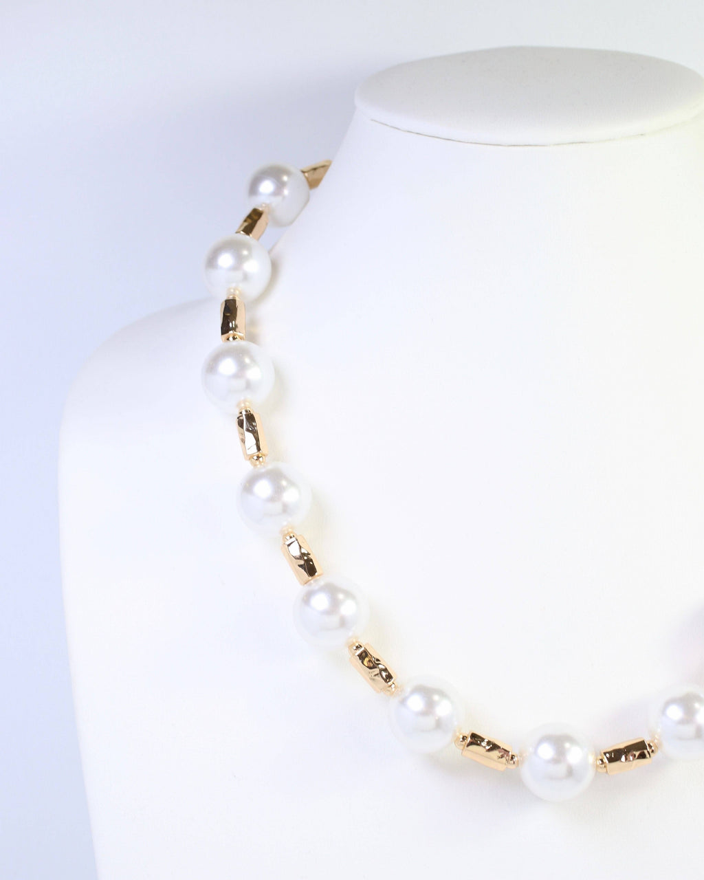 Caroline Hill Beaufort Pearl Gold Necklace