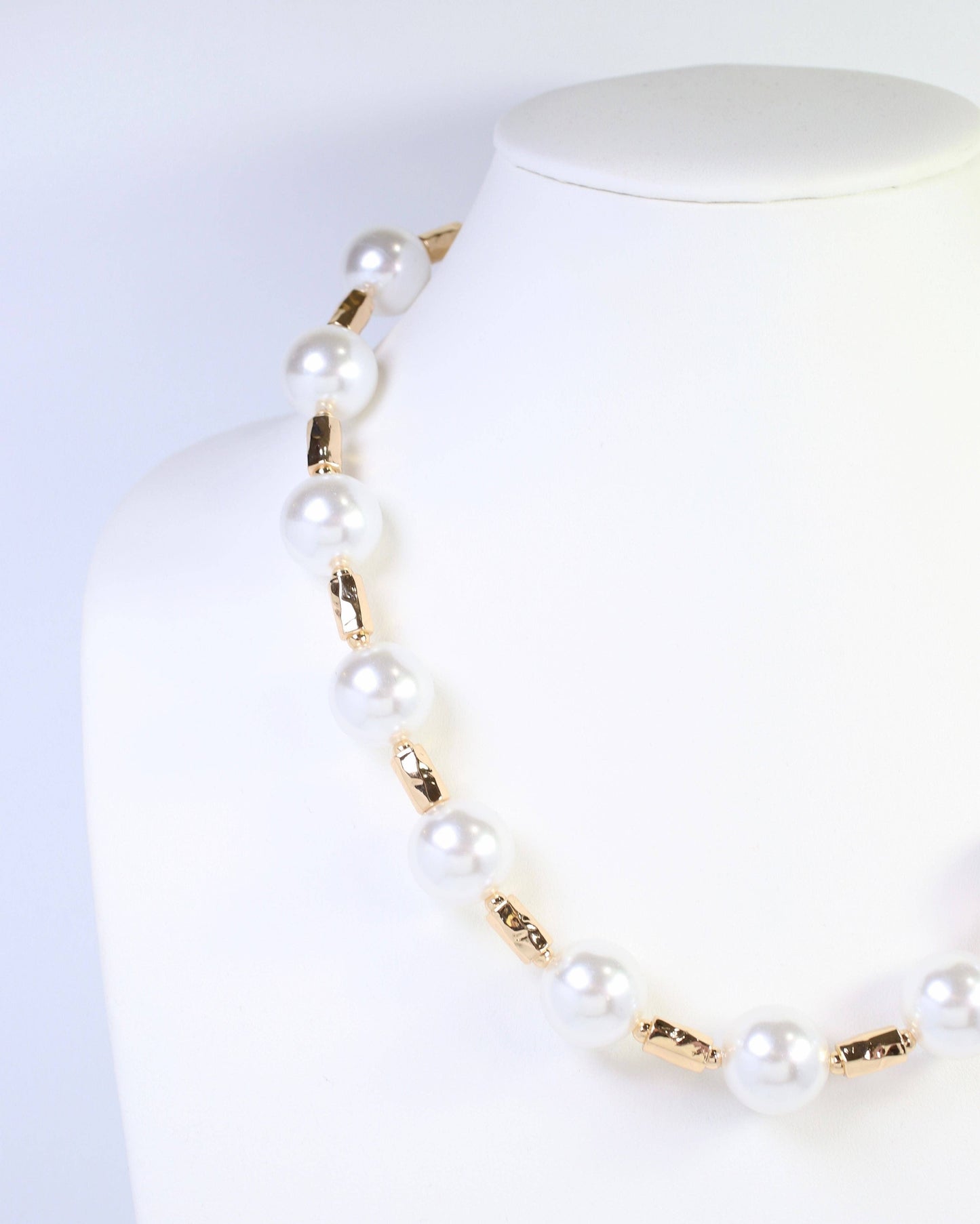 Caroline Hill Beaufort Pearl Gold Necklace