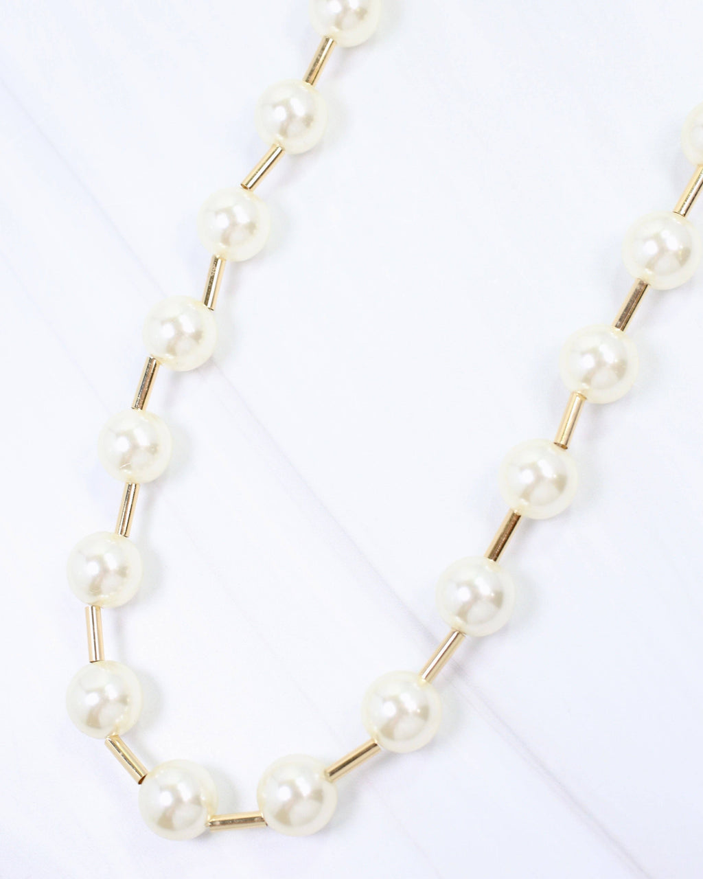 Caroline Hill Forli Pearl Bar Necklace