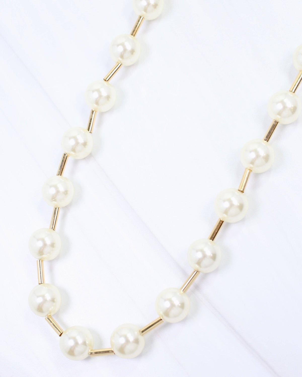 Caroline Hill Forli Pearl Bar Necklace