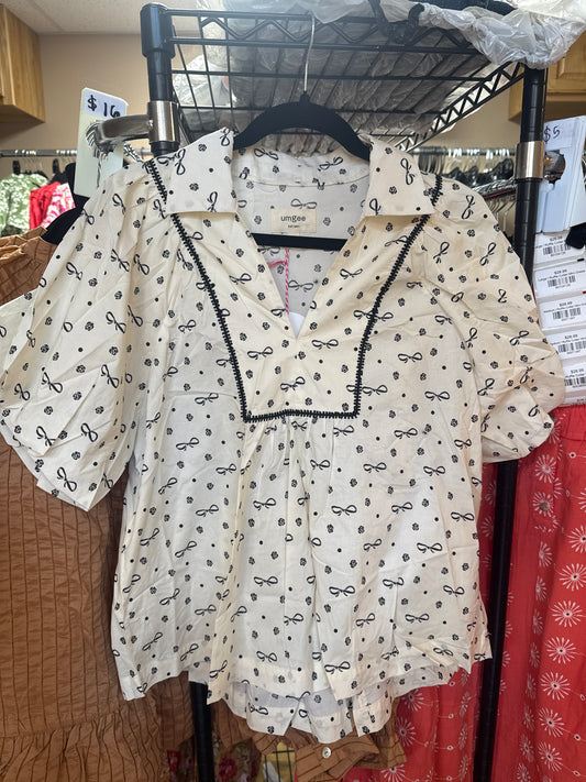 Bow Puff Sleeved Top