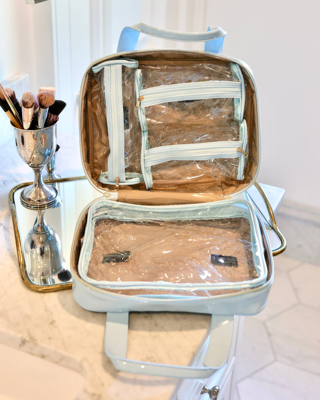 Caroline Hill Large Case Light Blue