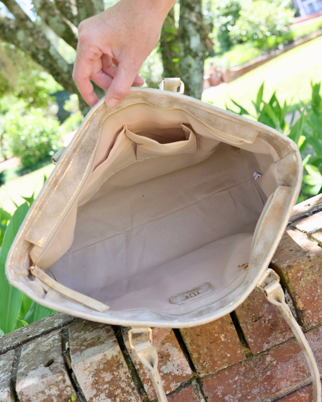 Caroline Hill Jayden Tote Nude