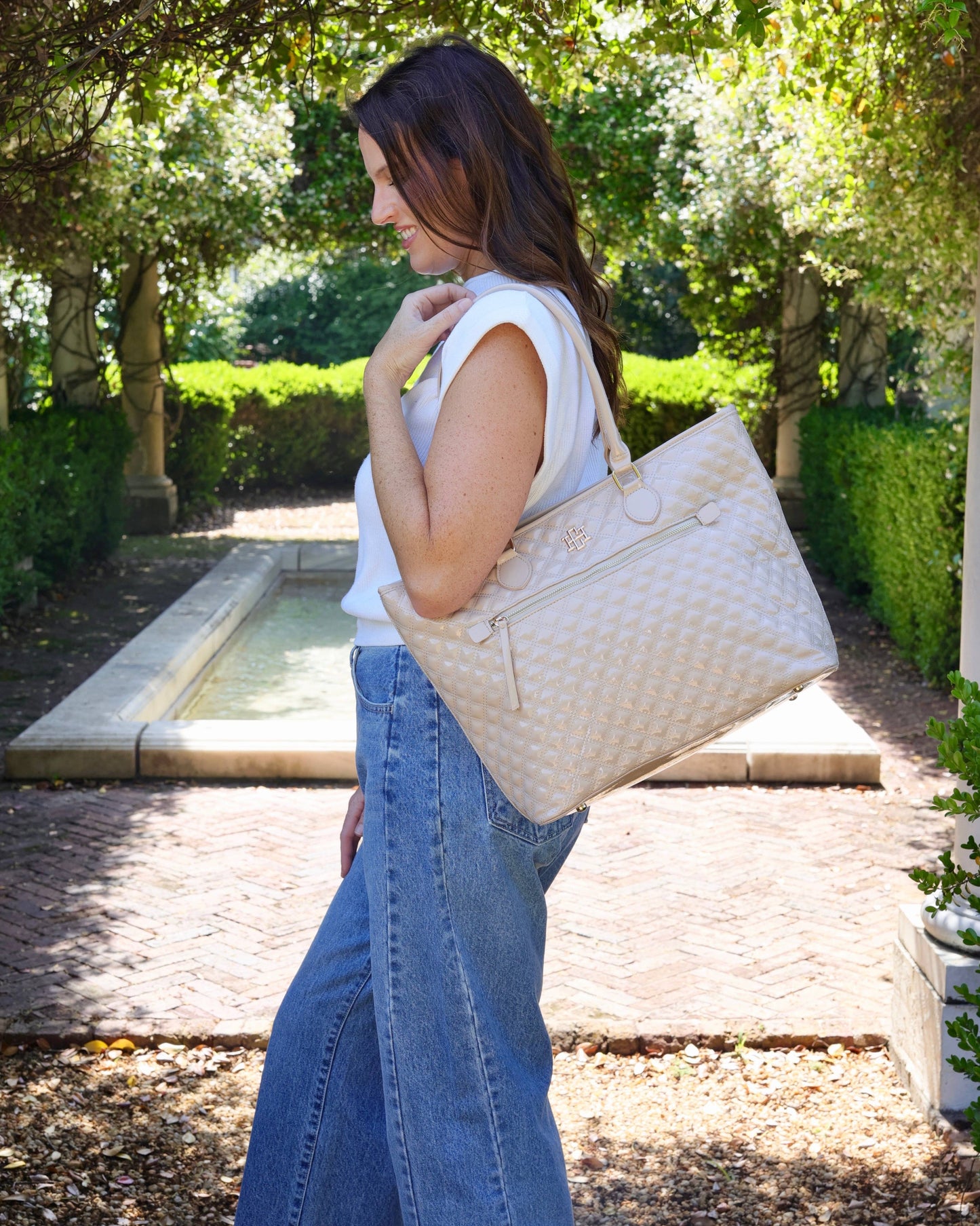 Jayden Tote Nude Patent SQ