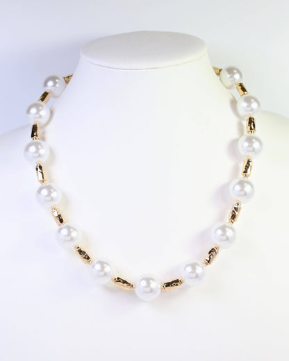 Caroline Hill Beaufort Pearl Gold Necklace