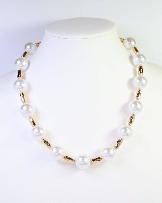 Caroline Hill Beaufort Pearl Gold Necklace