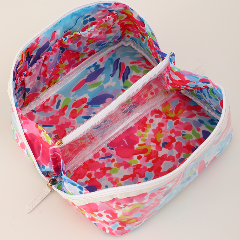 Waterproof Cosmetic Bag Hydrangea Horizon