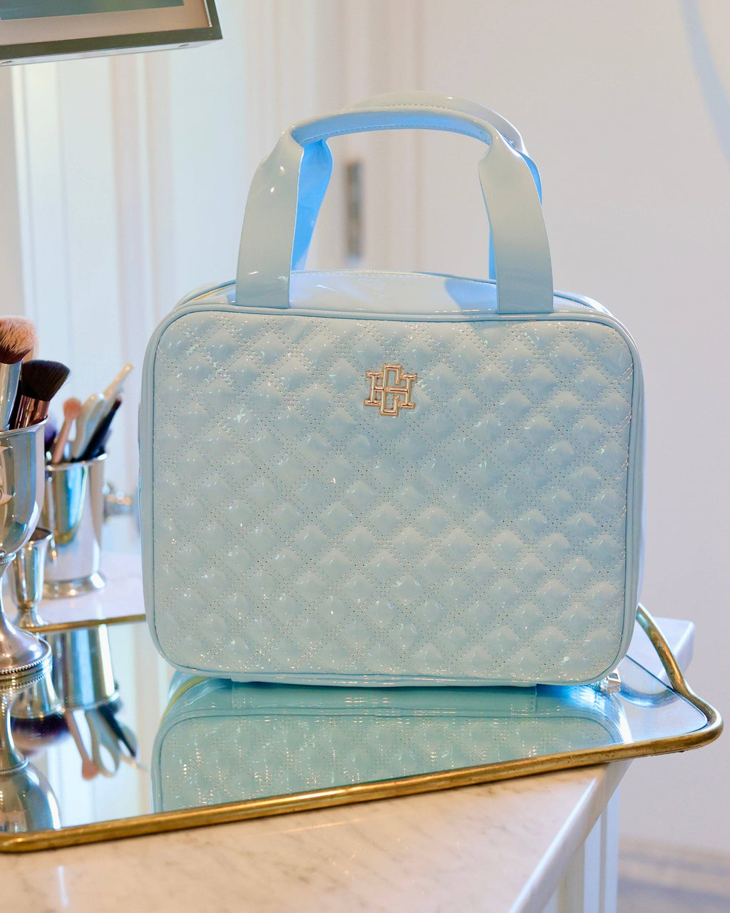 Caroline Hill Large Case Light Blue