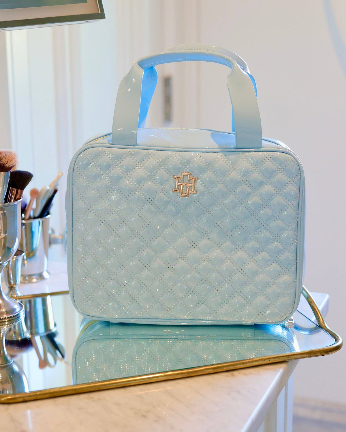 Caroline Hill Large Case Light Blue
